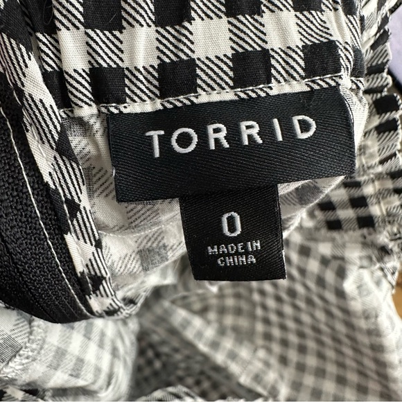 Torrid Gingham Poplin Cami - Picture 5 of 11